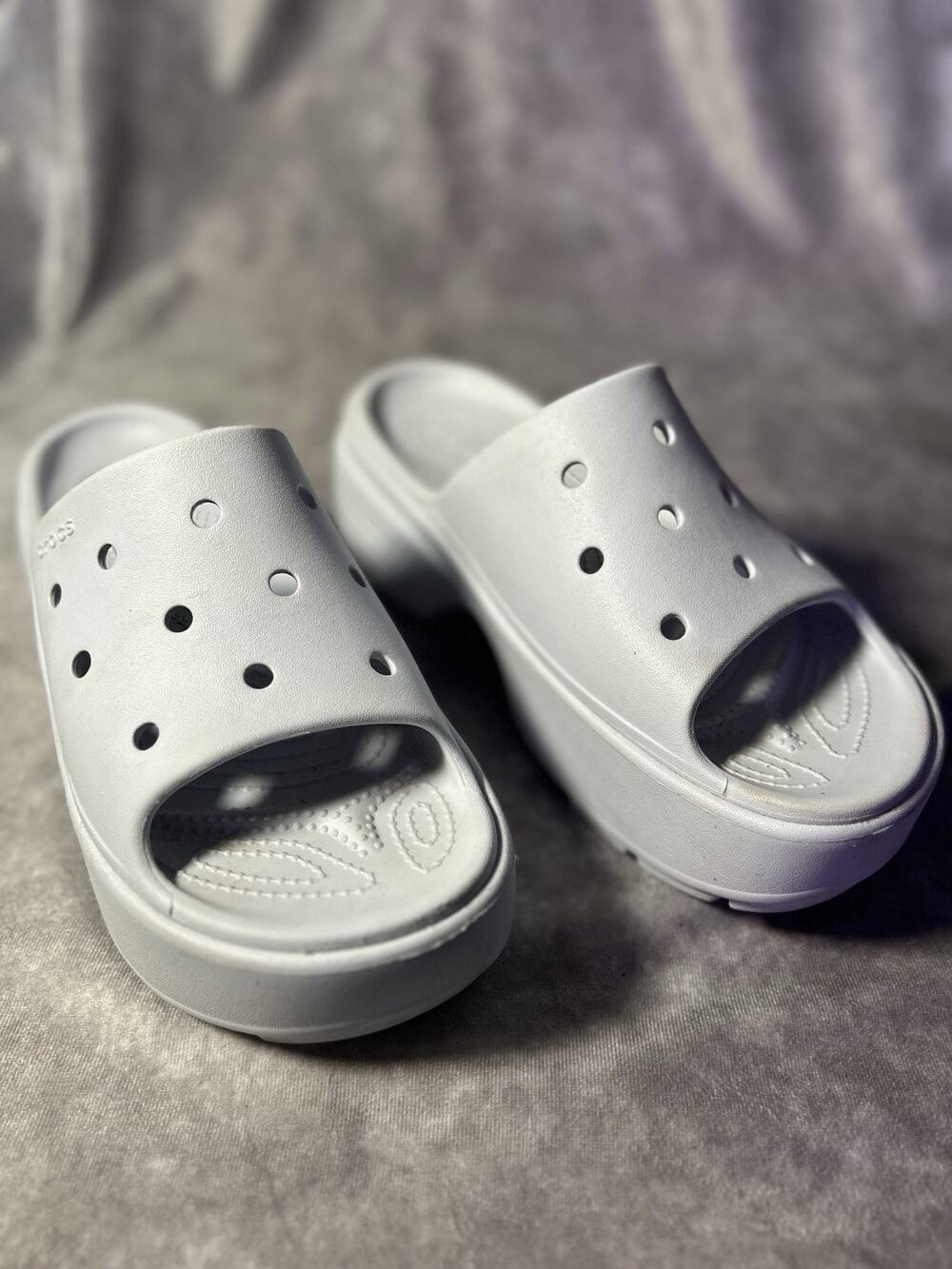 Crocs Classic Platform Slide Clogs White  Women's 11 Men's 9 Comfort Sandals